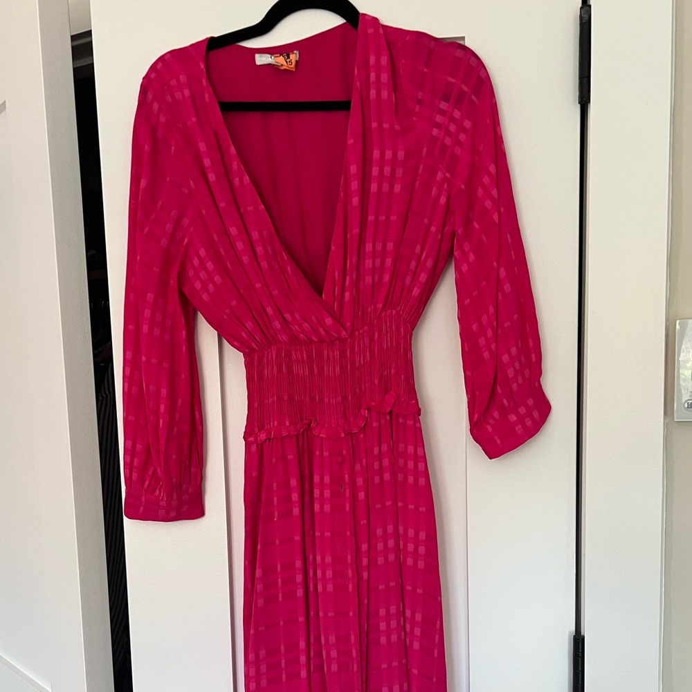 Pink Dress - Picture 3 of 7
